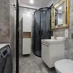 Lejlighed Modern One-bedroom In The Centre 550 M To The Palace Of Culture And Science By Renters Warszawa