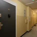 Modern One-bedroom In The Centre 550 M To The Palace Of Culture And Science By Renters