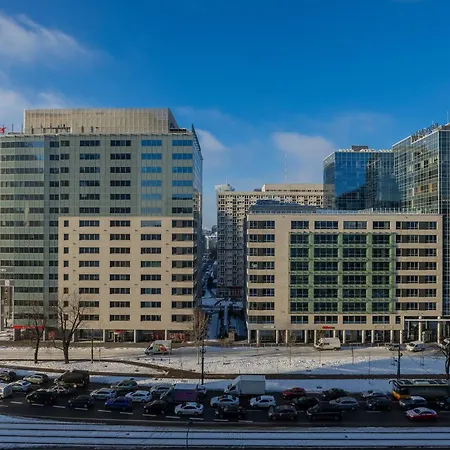 Apartamento Modern One-bedroom In The Centre 550 M To The Palace Of Culture And Science By Renters *